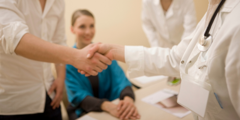 Bienvenida a nuevos pacientes